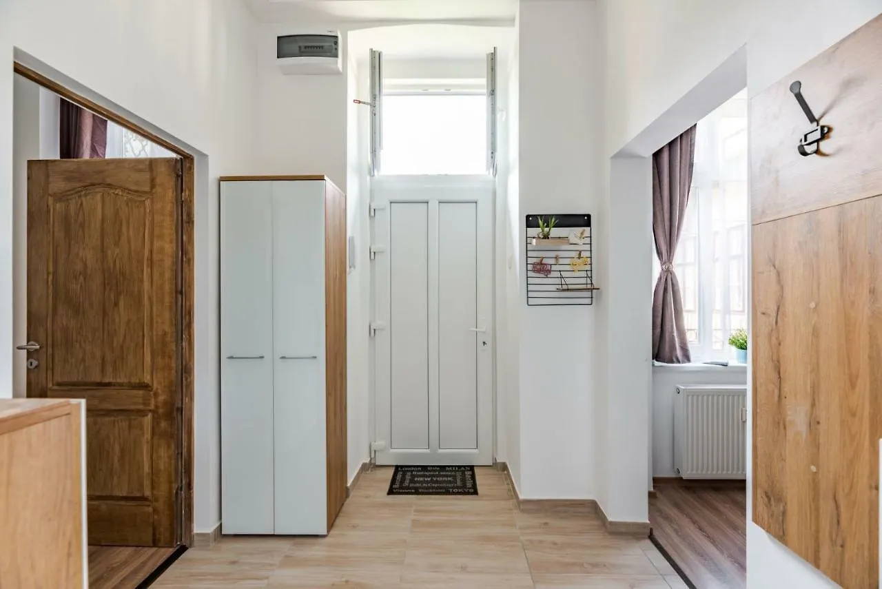 Central Kira Apartment Budapest Hungary
